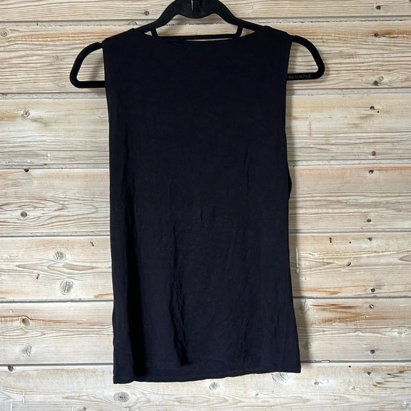 Tahari Tank Top Size Medium - Picture 3 of 5
